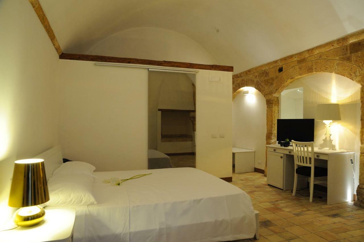 Il Nido Dei Falchi B&B Altamura Exteriör bild